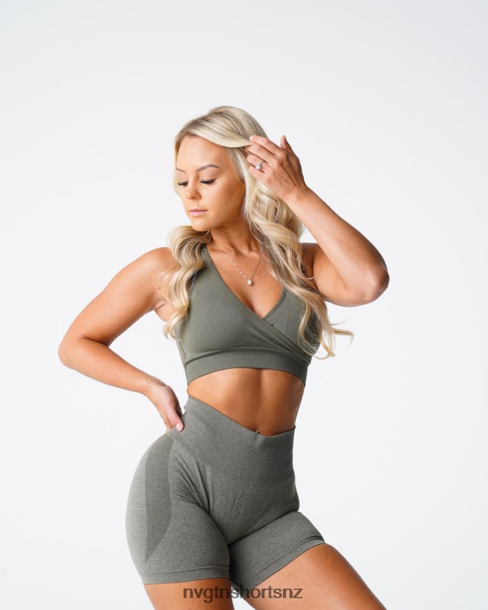 NVGTN Women Pursuit Seamless Bra 8204ZJ143 Khaki Green Fitness