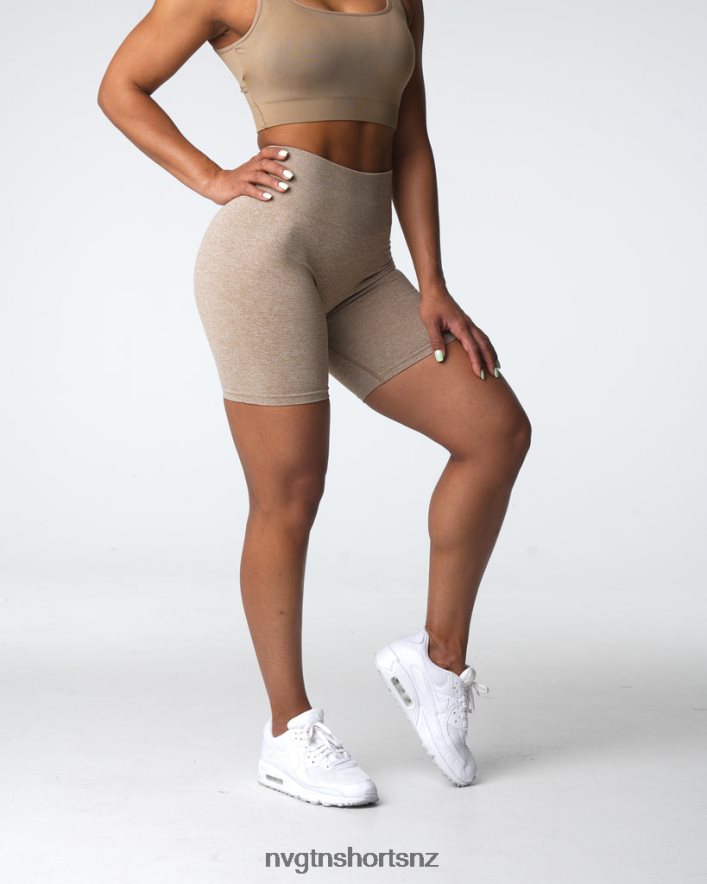 NVGTN Women Scrunch Seamless Shorts 8204ZJ414 Beige Fitness
